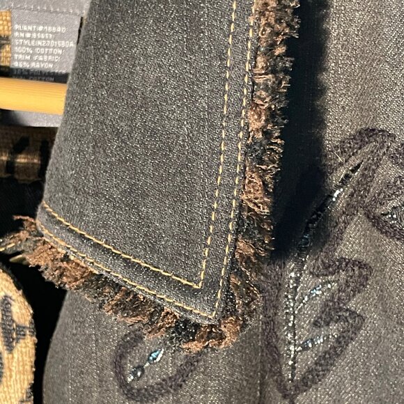 Koret- Black Leopard  print denim‎ jacket, size large - Picture 5 of 8